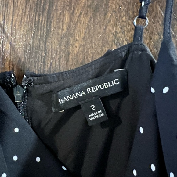 Banana republic small jumpsuit. - Picture 2 of 8